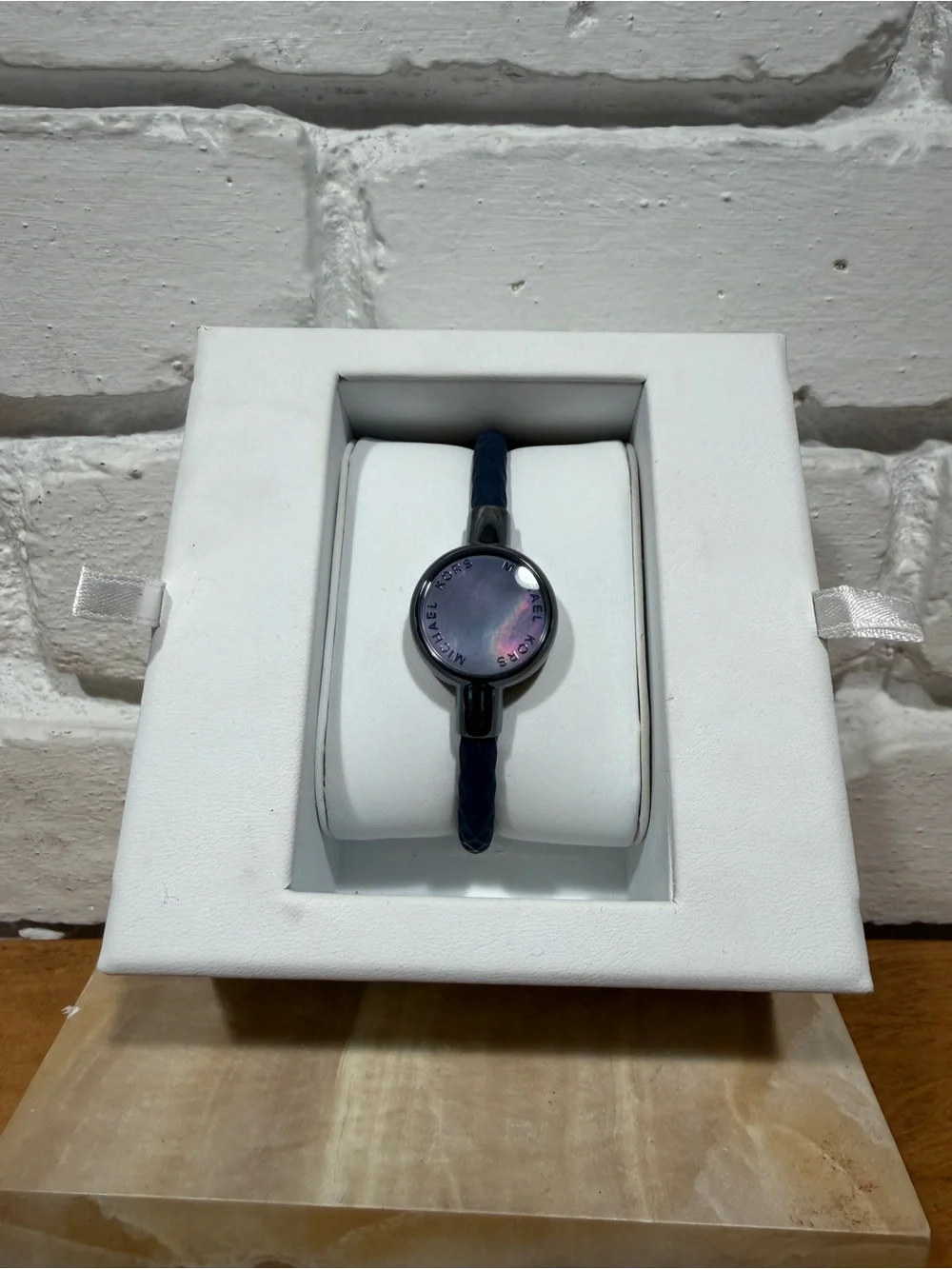 Michael Kors Access Slim Runway Blue Bangle Smart Bracelet Watch NIB